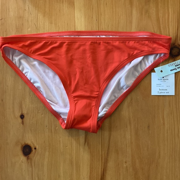 SALE! ♠️NWT: KATE SPADE✨ Ruffle Bandeau Bikini Set - Size Medium - Picture 7 of 15